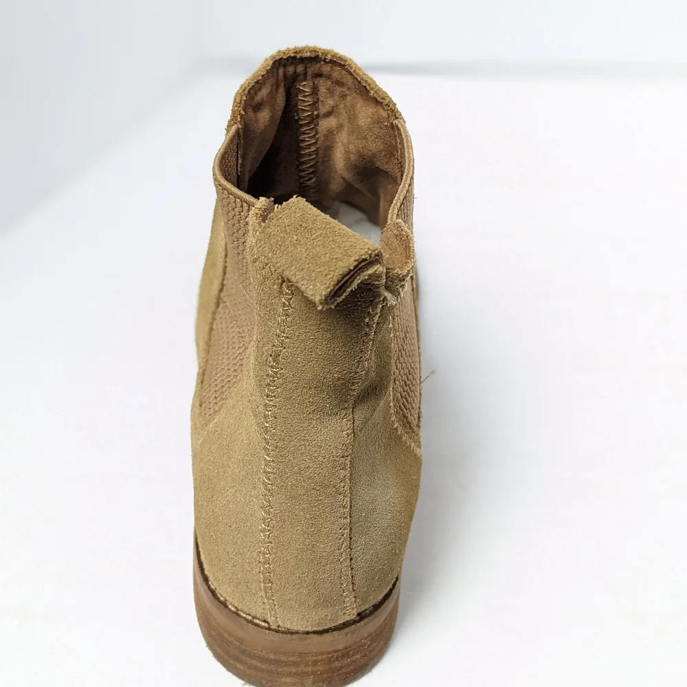 Toms suede ankle boots
